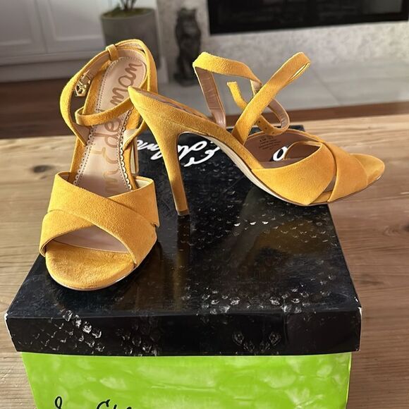 Sam Edelman Aly Ankle Strap Heel Yellow Suede NEW in Box - Picture 2 of 10